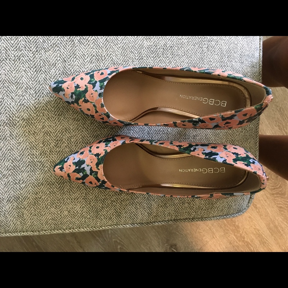 BCBGeneration Shoes | Bcbg Floral Heidi